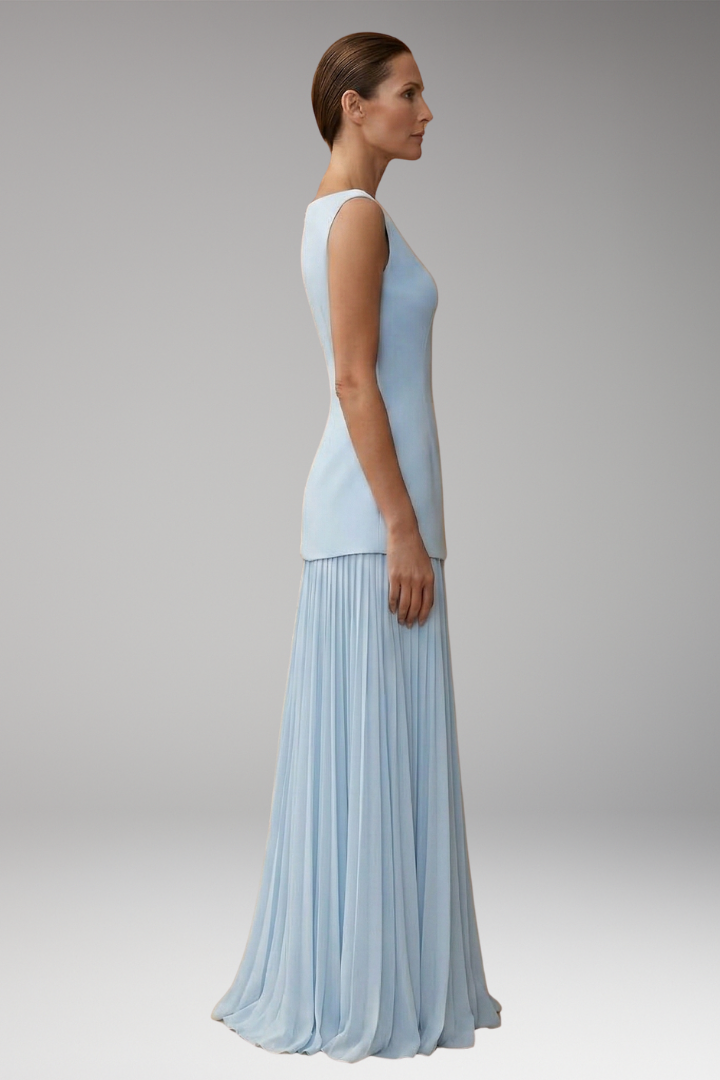 Women's Pleated Maxi Dress with Sleeveless Bodice and Flowing Skirt