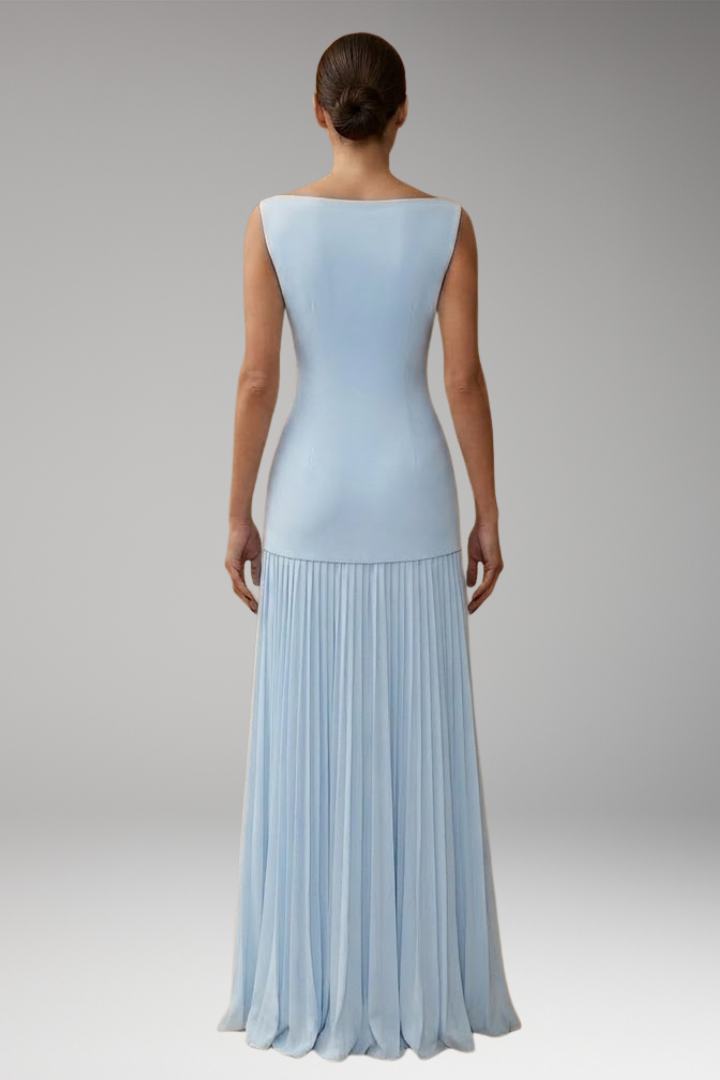 Women's Pleated Maxi Dress with Sleeveless Bodice and Flowing Skirt