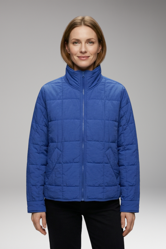 Women's Puffer Jacket with Zip Closure and Side Pockets