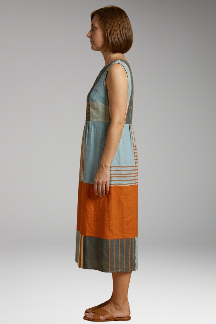 Women's Quiet Modern Maxi Dress with Geometric Design and Side Pockets