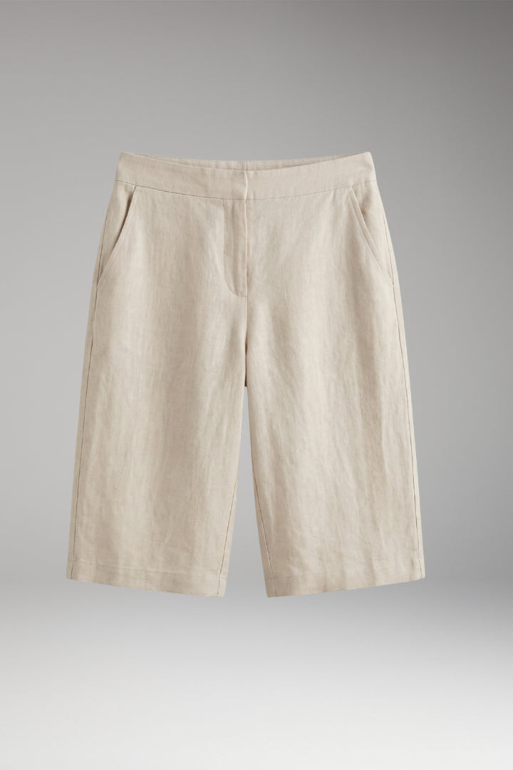 Women's Shorts with Elastic Waist and Side Pockets