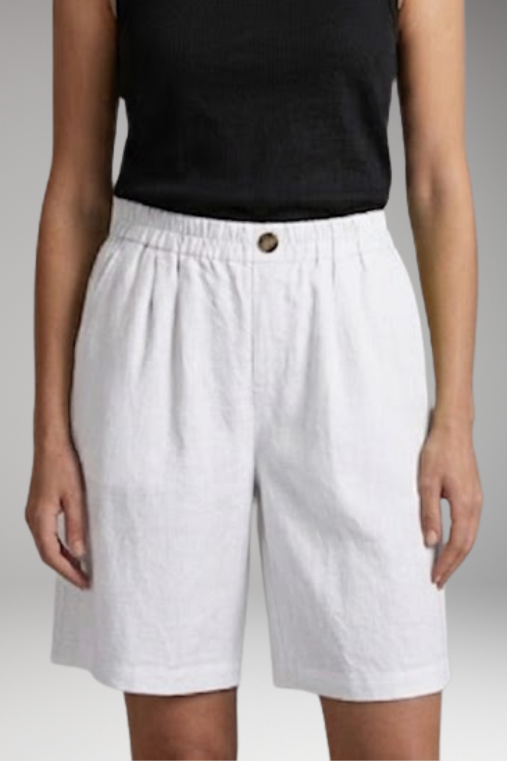 Women's Shorts with Elastic Waist and Side Pockets