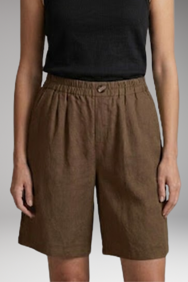 Women's Shorts with Elastic Waist and Side Pockets