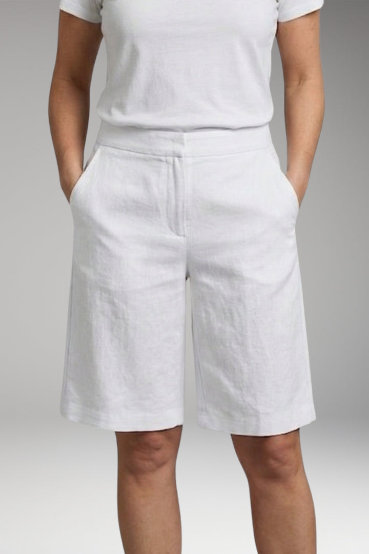 Women's Shorts with Elastic Waist and Side Pockets