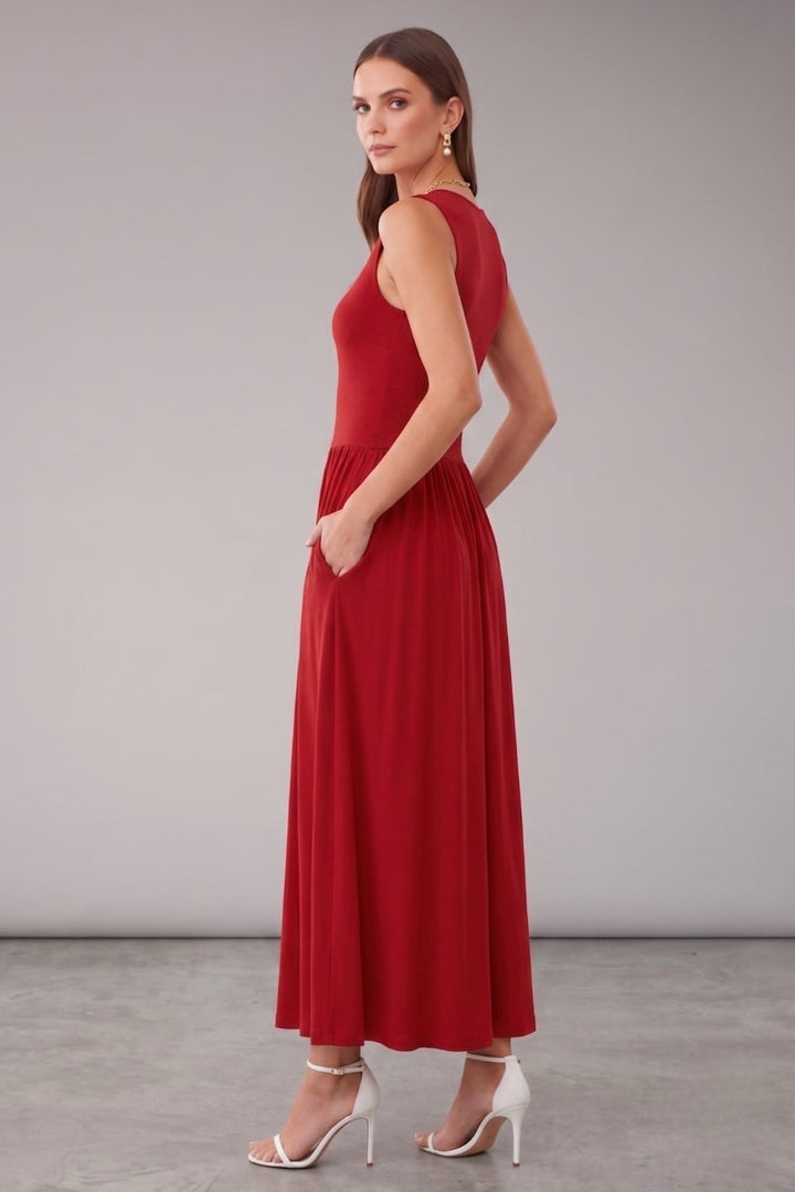 Women's Sleeveless Midi Dress with Pockets