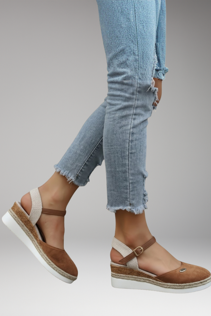 Women's Summer Sandals with Orthopedic Support and Stability Sole