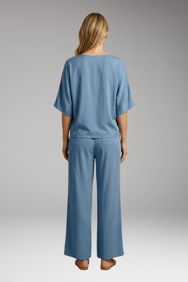 Women's Summer Two-Piece Set with V-Neck and Wide-Leg Pants