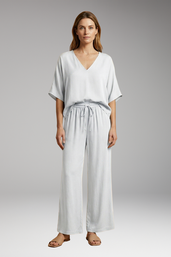 Women's Summer Two-Piece Set with V-Neck and Wide-Leg Pants