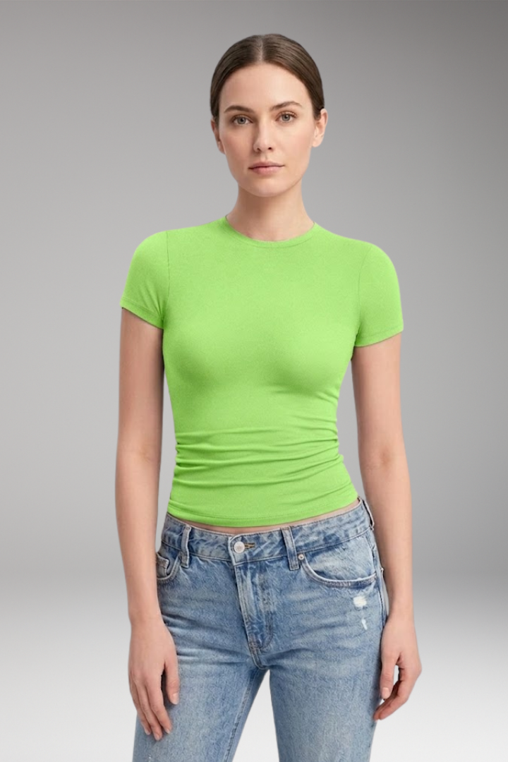 Women's T'Shirt with Round Neck and Fitted Cut
