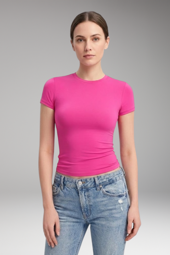 Women's T'Shirt with Round Neck and Fitted Cut