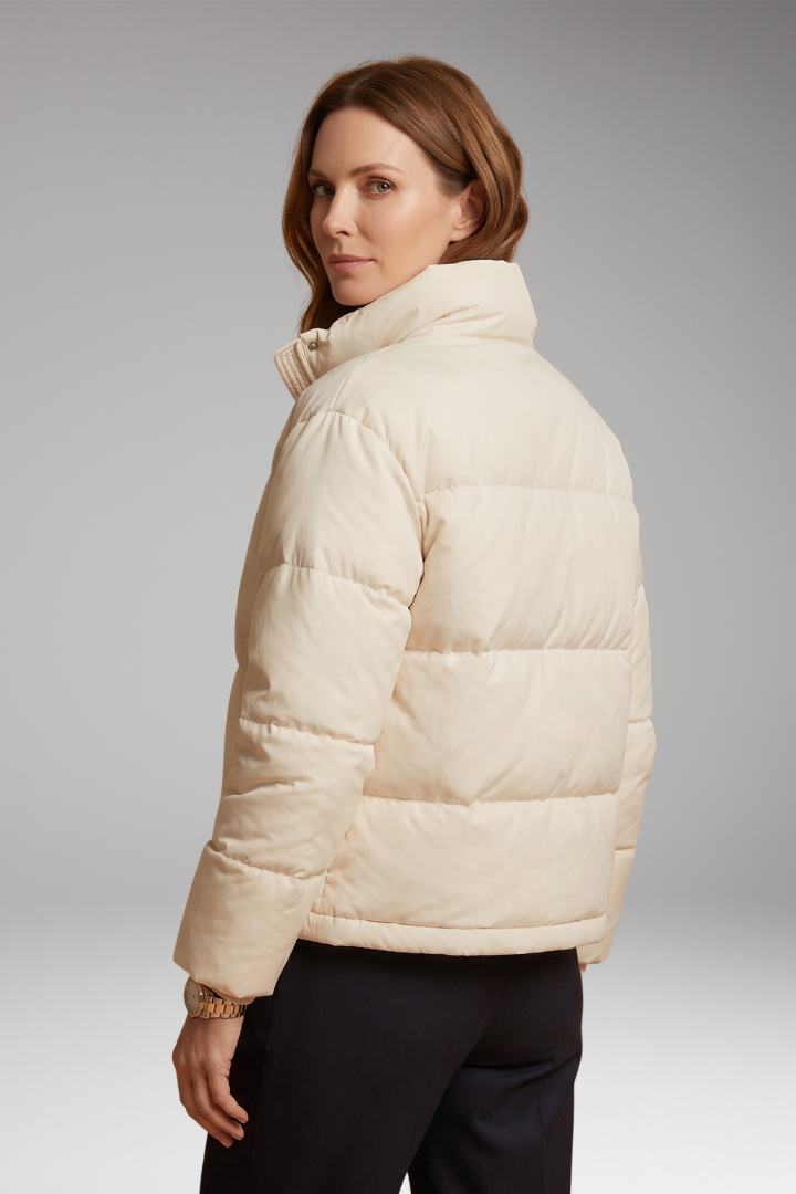 Women's Winter Puffer Jacket with Warm Layering for Cold Weather