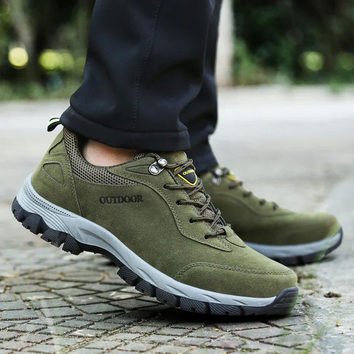 Men's Orthopedic Shoes with Supportive Sole and Padded Interior