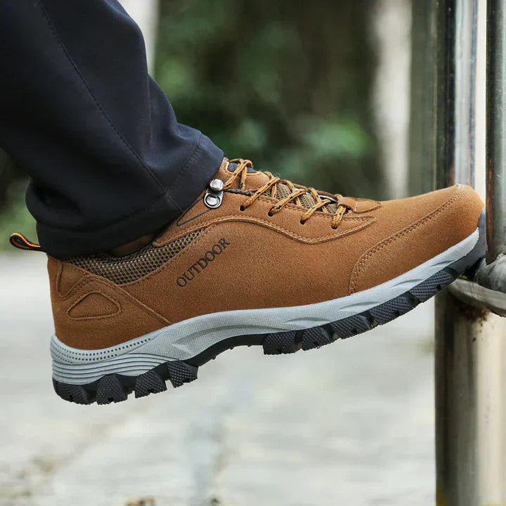Men's Orthopedic Shoes with Supportive Sole and Padded Interior