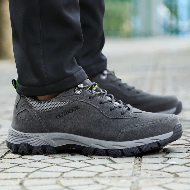 Men's Orthopedic Shoes with Supportive Sole and Padded Interior