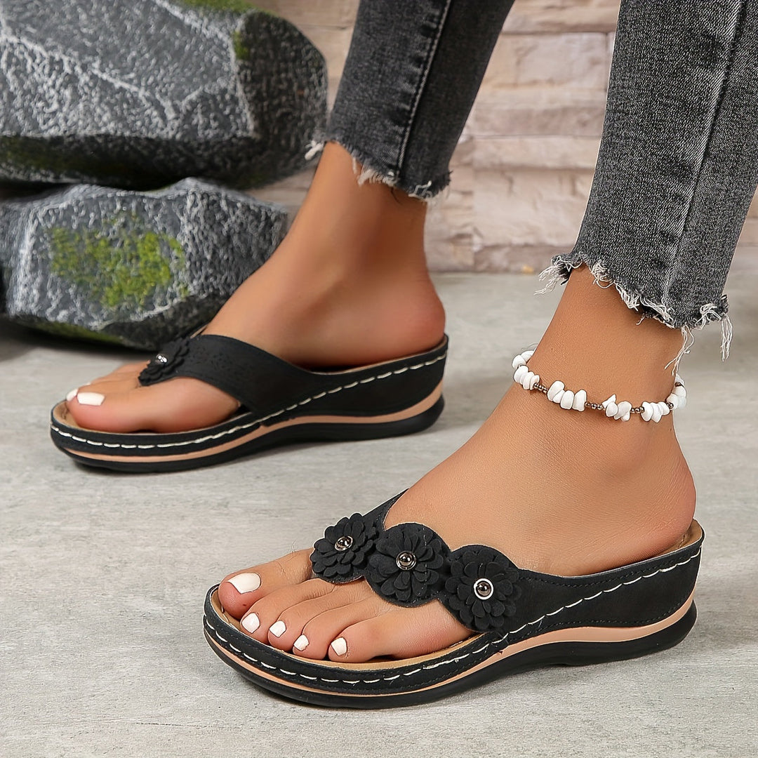 Women's Orthopedic Sandals with Arch Support and Cushioned Insoles