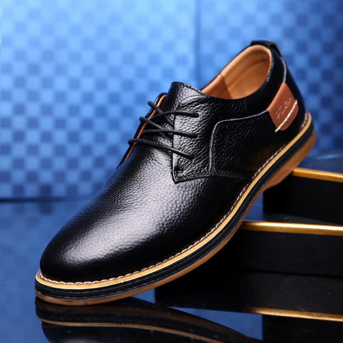 Men's Lace-Up Oxford Shoes with Contrast Stitching